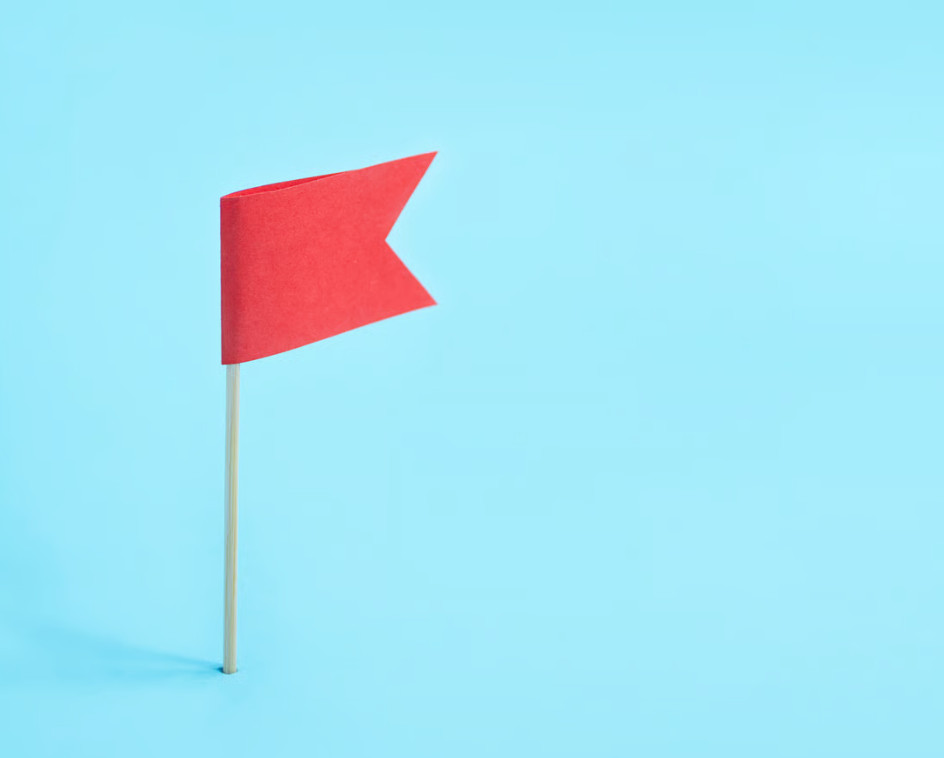 Red flag, what to look for a CDL School